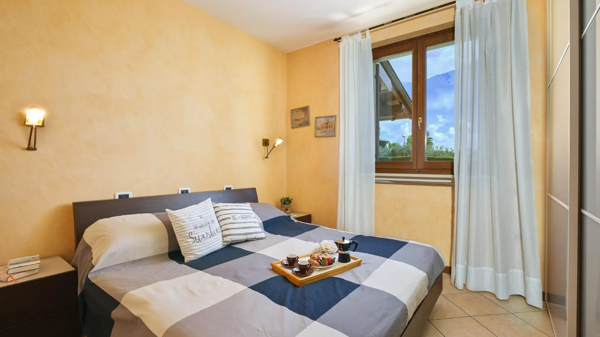 Apartment Perla Del Garda - Regarda Travel Lazise