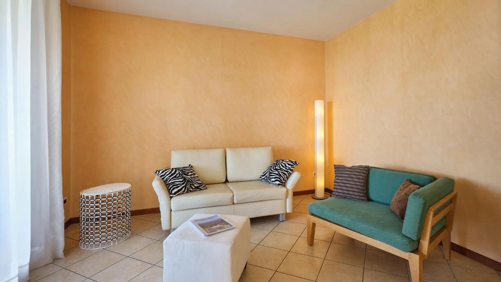 Apartment Perla Del Garda - Regarda Travel Lazise