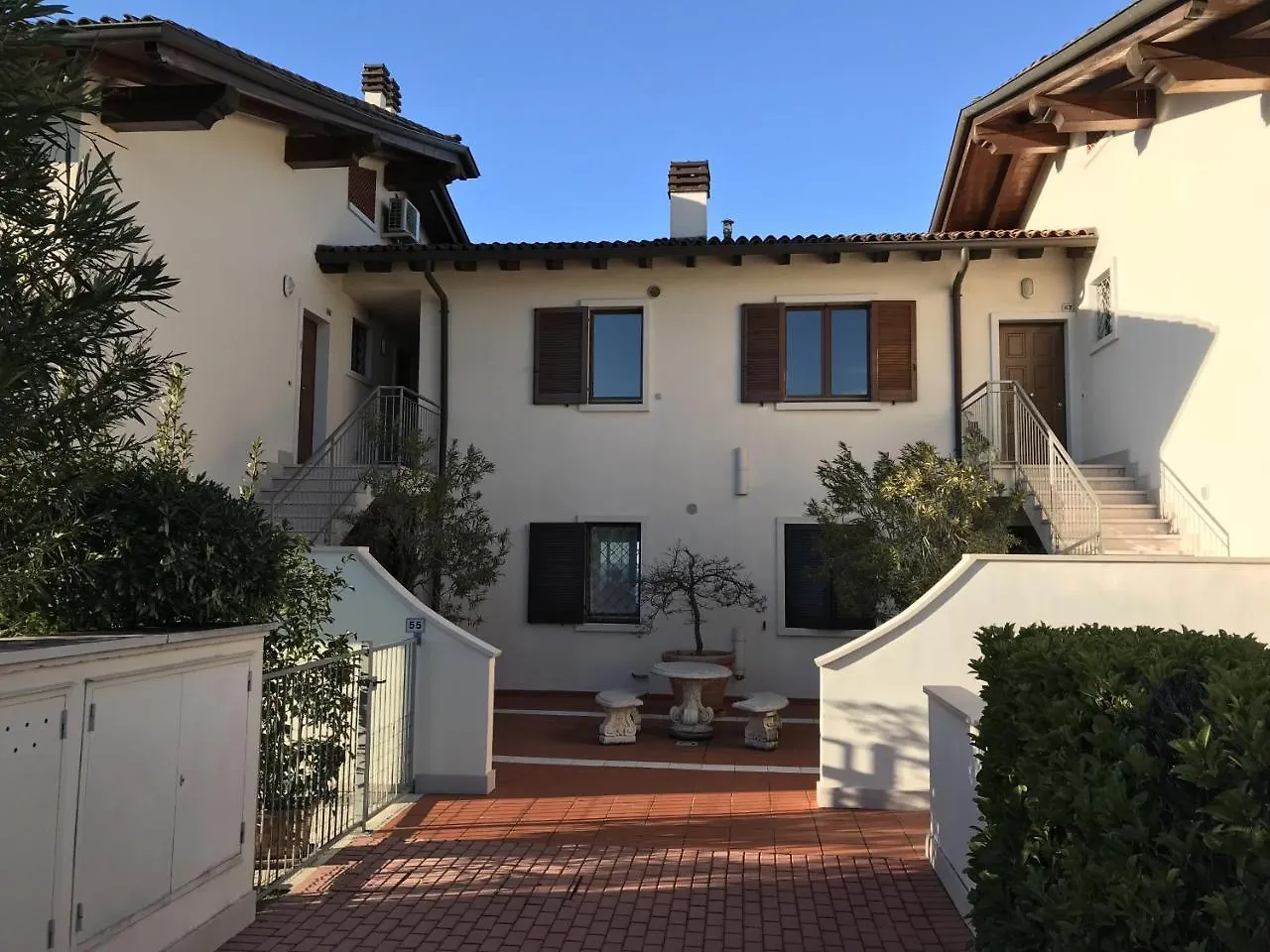 Apartment Perla Del Garda - Regarda Travel Lazise 0*,  İtalya